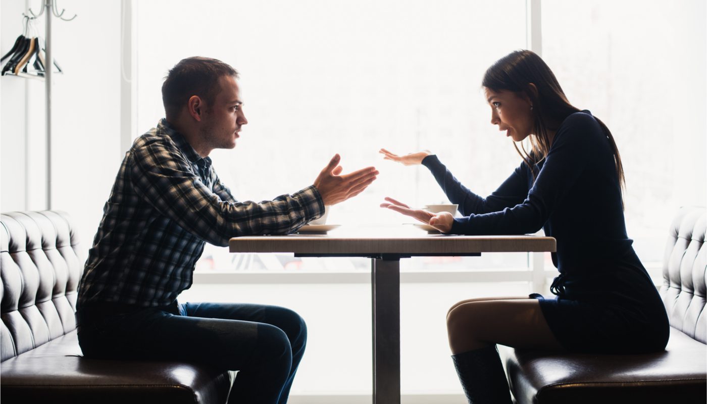 12 Σημάδια που δείχνουν ότι ο/η σύντροφός σου θέλει να χωρίσετε