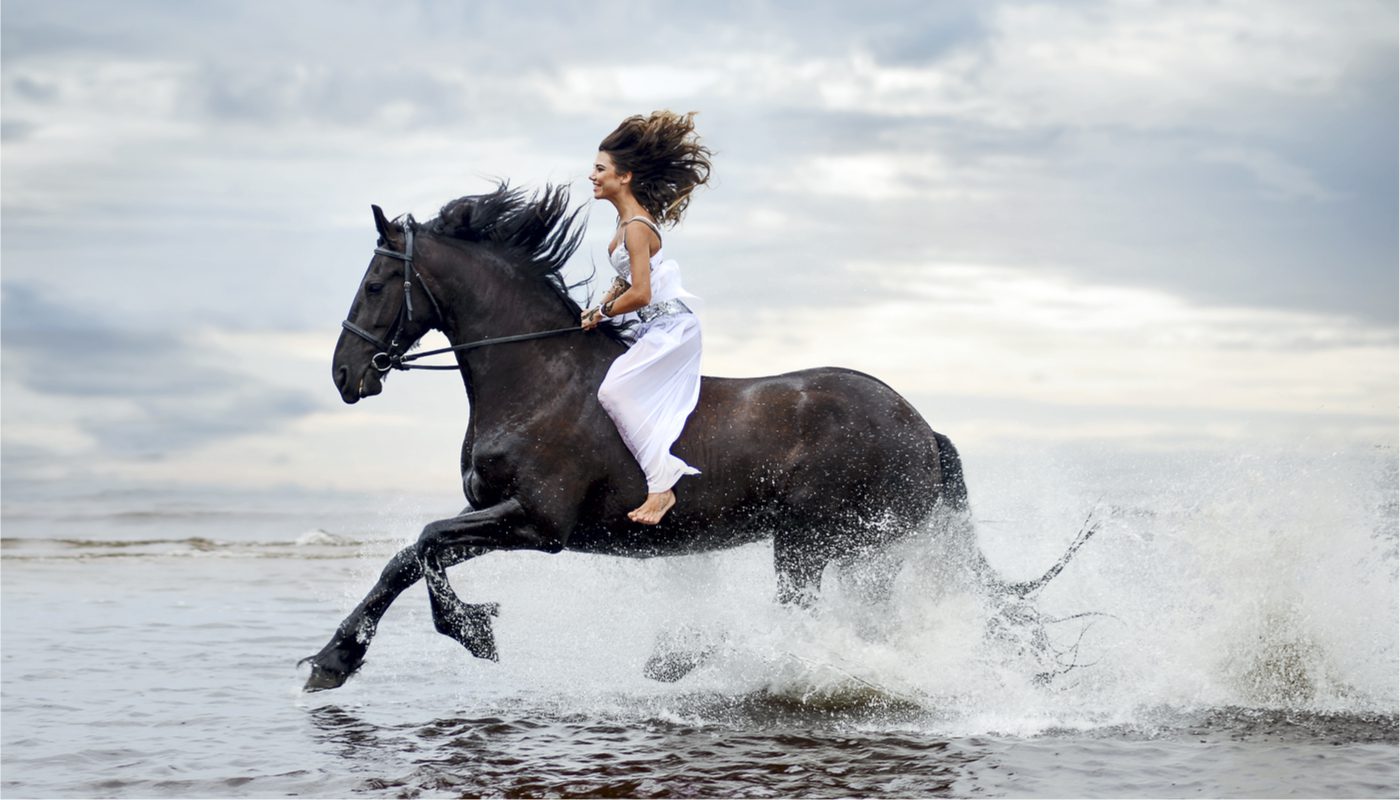 Perfect riding. Women-Galloping-on-Horse.