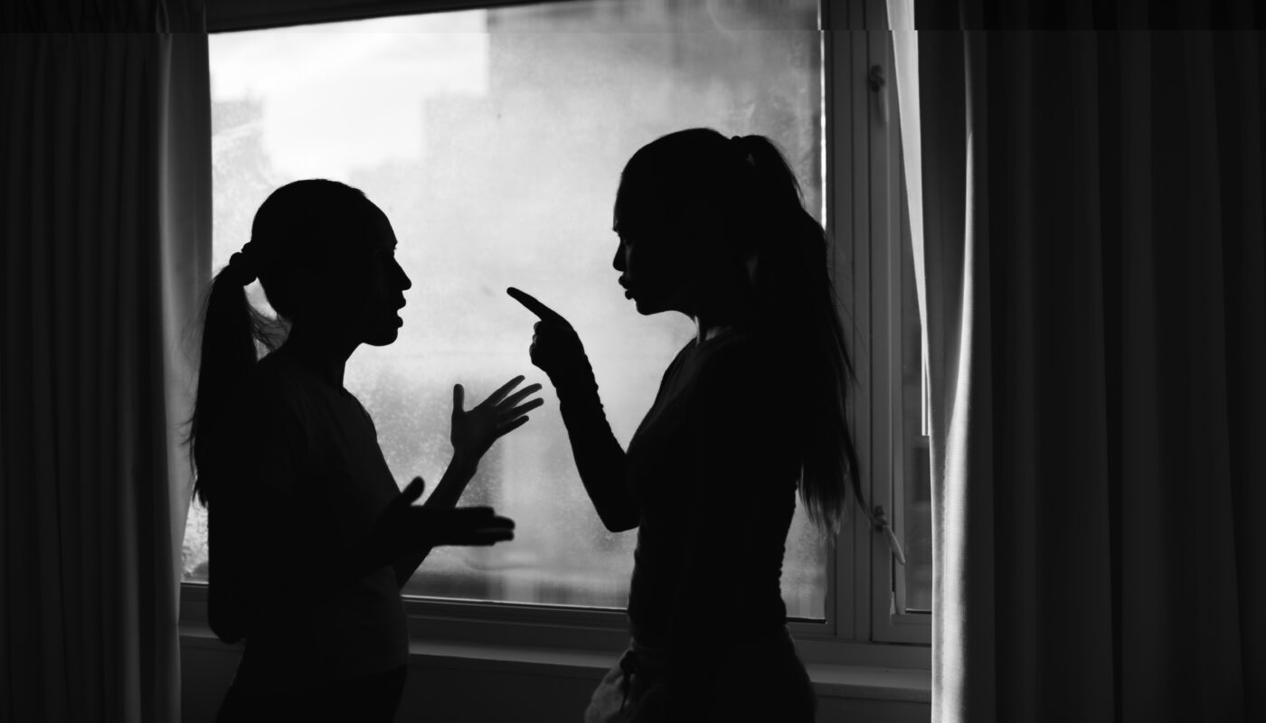 Tο εκρηκτικό τετράγωνο Άρη-Ουρανού στις 15/06/2025 φέρνει αντιδραστικές συμπεριφορές και έντονους καβγάδες. Πώς θα επηρεαστούν τα 12 ζώδια